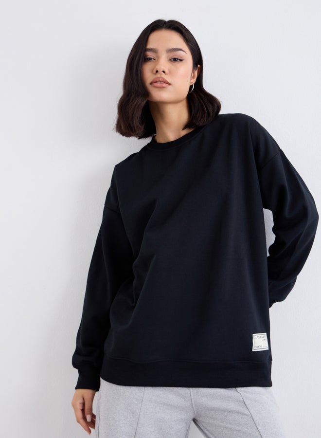 Styli Longline Black Oversized Sweatshirt - Image 2