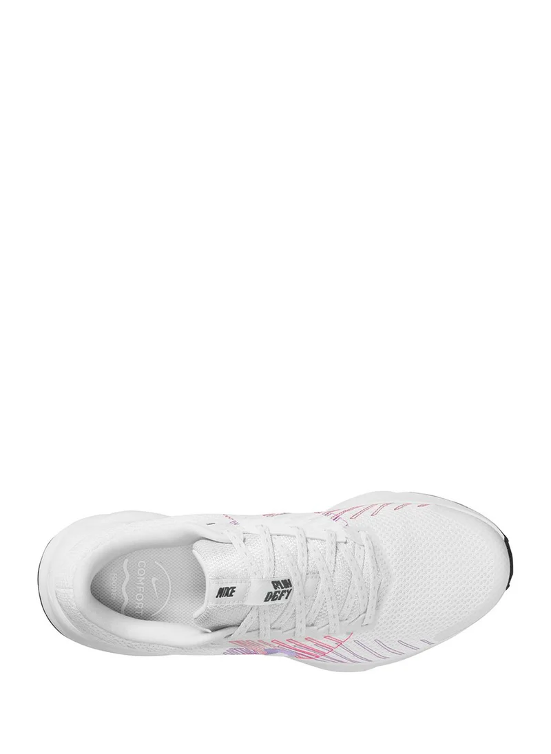 Nike Run Defy