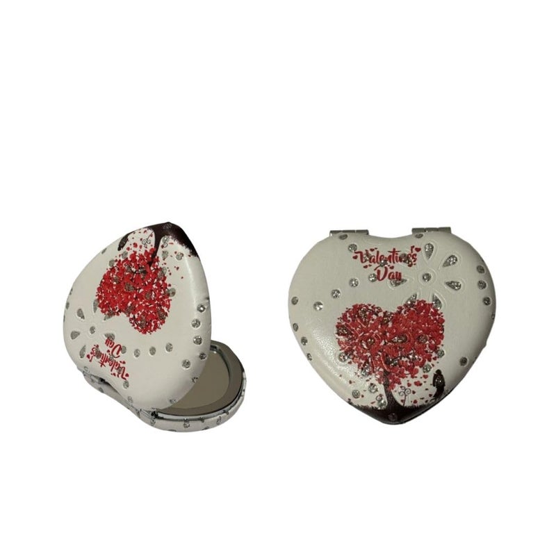 Heart Design Compact Mirror for Makeup and Daily use  - Image 1