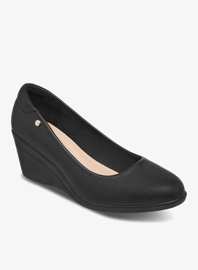 Flora Bella By Shoexpress Women Wedge Heel Pumps