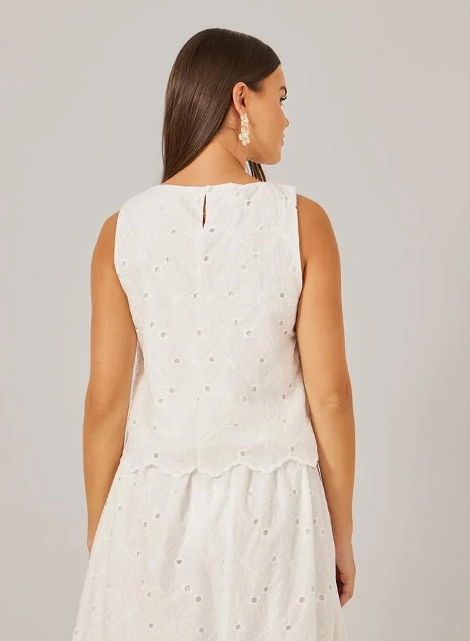 Styli Embroidered Scalloped Hem Sleeveless Top