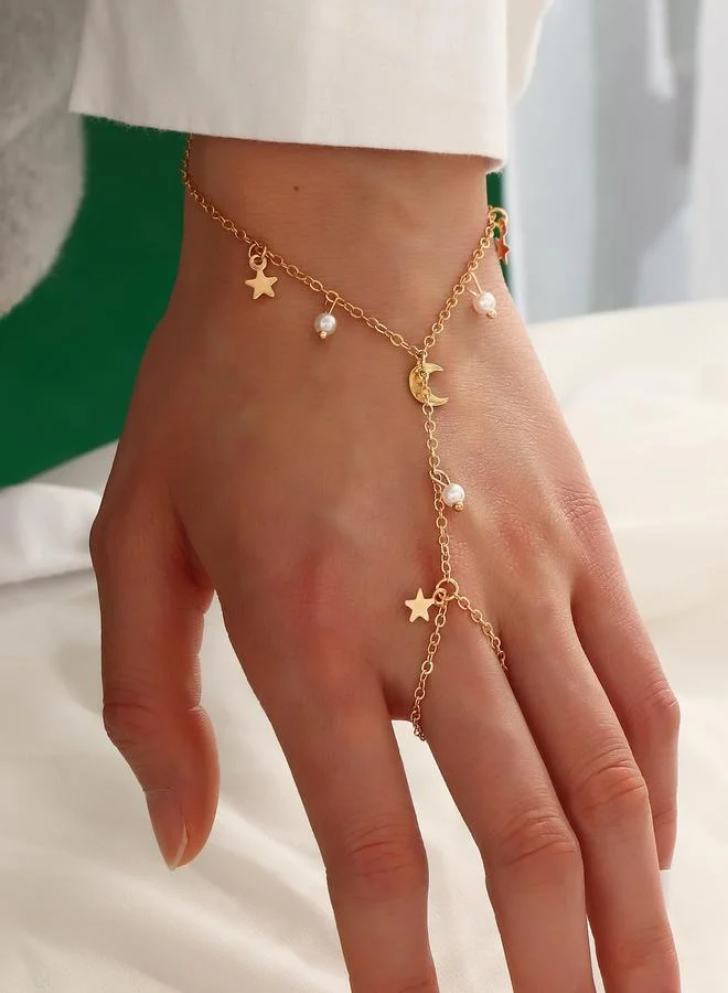 تايك تو Gold Star and Moon Hand Chain Bracelet