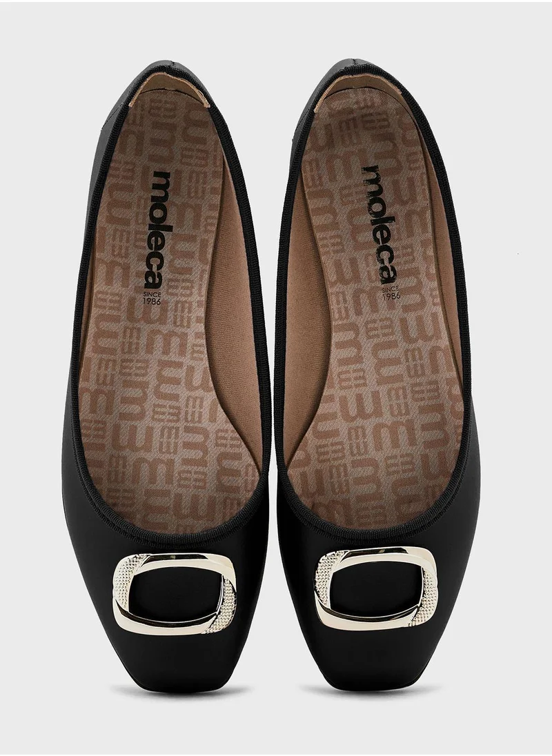 MOLECA Daleyza Close Toe Ballerinas