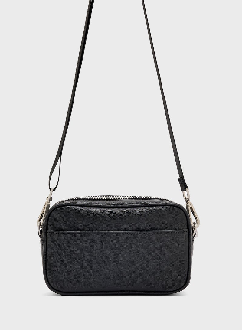 GUESS Logo Detail Zip Over Toiletry Bags  - Image 2
