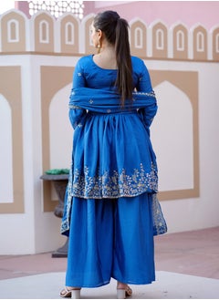 ماركة غير محددة بدلة شينون شرارة زرقاء مطرزة مع تسلسل أعمال مطرزة ثقيلة  - Image 4