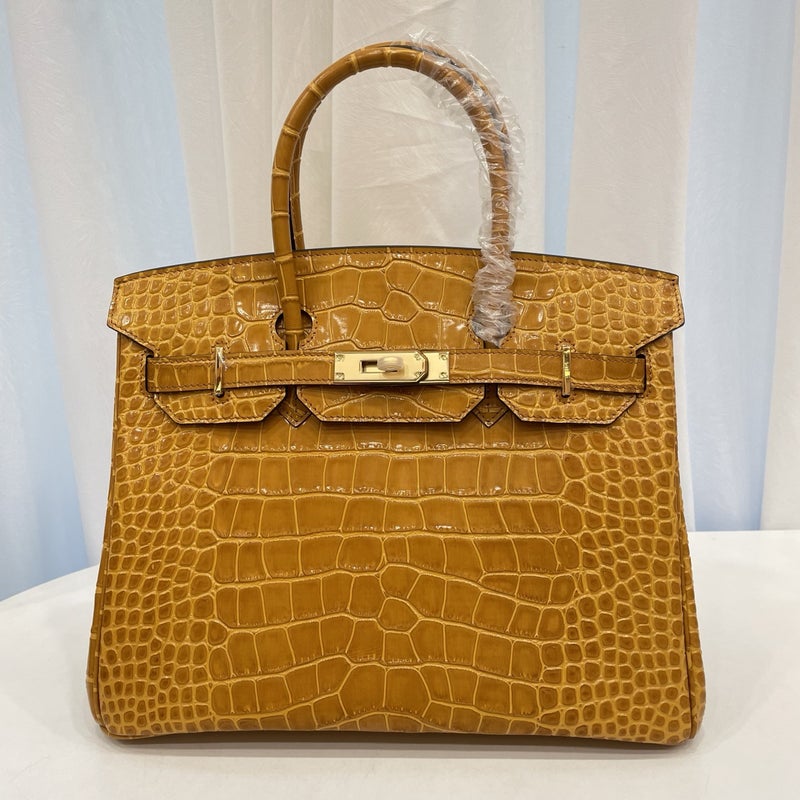 Crocodile Grain Leather Handbag 25-30cm Women's Satchel - Image 1
