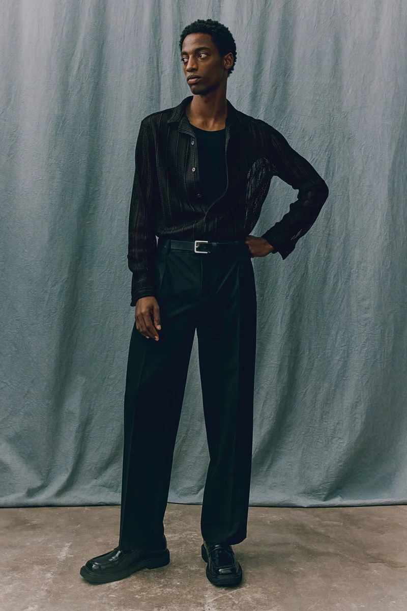 H&M Regular Fit Hole-knit resort shirt