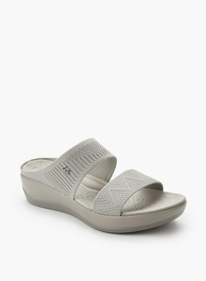 Le Confort Women Flatform Heels Strap Sandals - Image 3