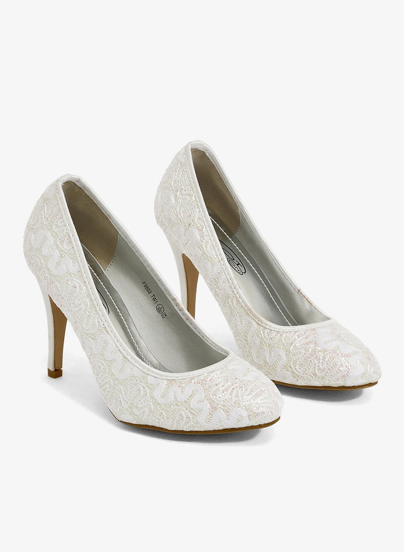 Spot-On Classic Pumps - Image 4