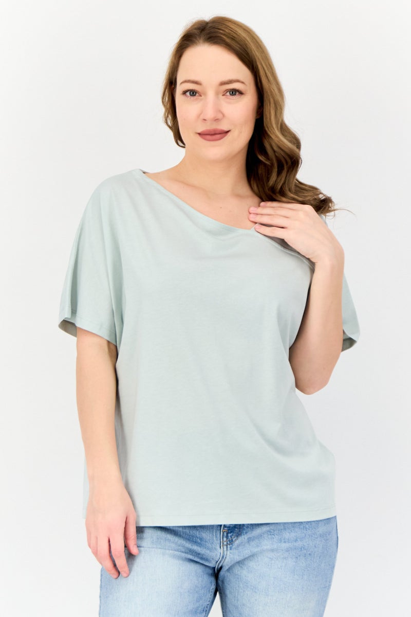 GIORDANO تي شيرت نسائي بأكمام قصيرة و ياقة غير متساوية، أخضر نعناعي - Image 1