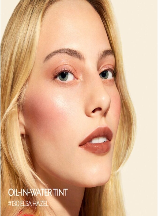 غوتشي مستحضر GUCCI Glow Oil-In-Water Tint (تركيبة زيت في ماء) – سعة 6.5 مل – درجة 130 (Elsa Hazel) – أحمر شفاه سائل مرطب ولامع يمنح تألقاً مشرقاً. - Image 3