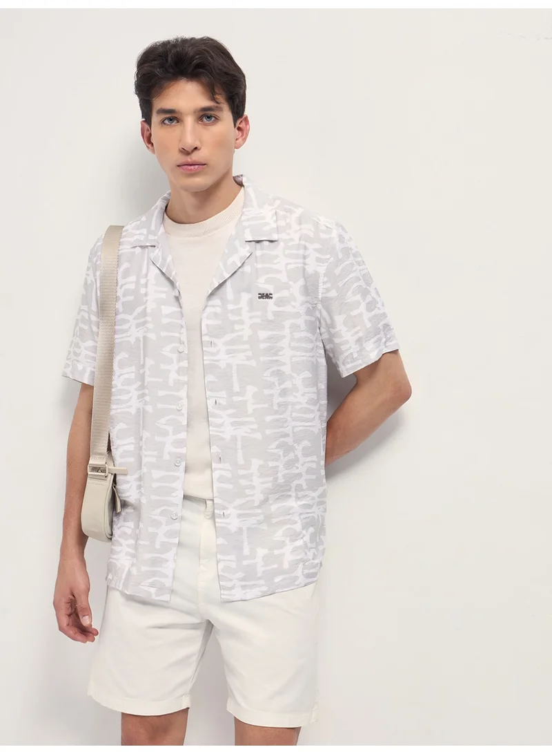 THE BEAR HOUSE Men’s Classic Short Sleeve Casual Shirt – Lightweight, Breathable, and Designed for a Smart Yet Easygoing Look All Day Long
