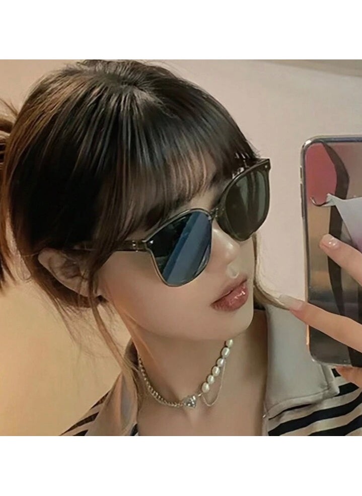 جوليري بالاس - نظارة شمسية نسائية انيقة وعصرية قابلة للطي باطار اخضر زيتي - Image 1