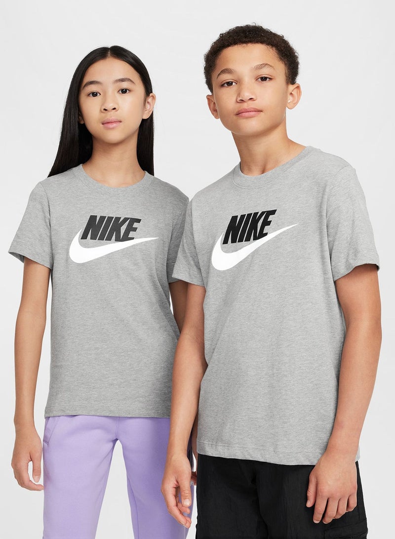 Nike Youth Nsw Futura T-Shirt - Image 1