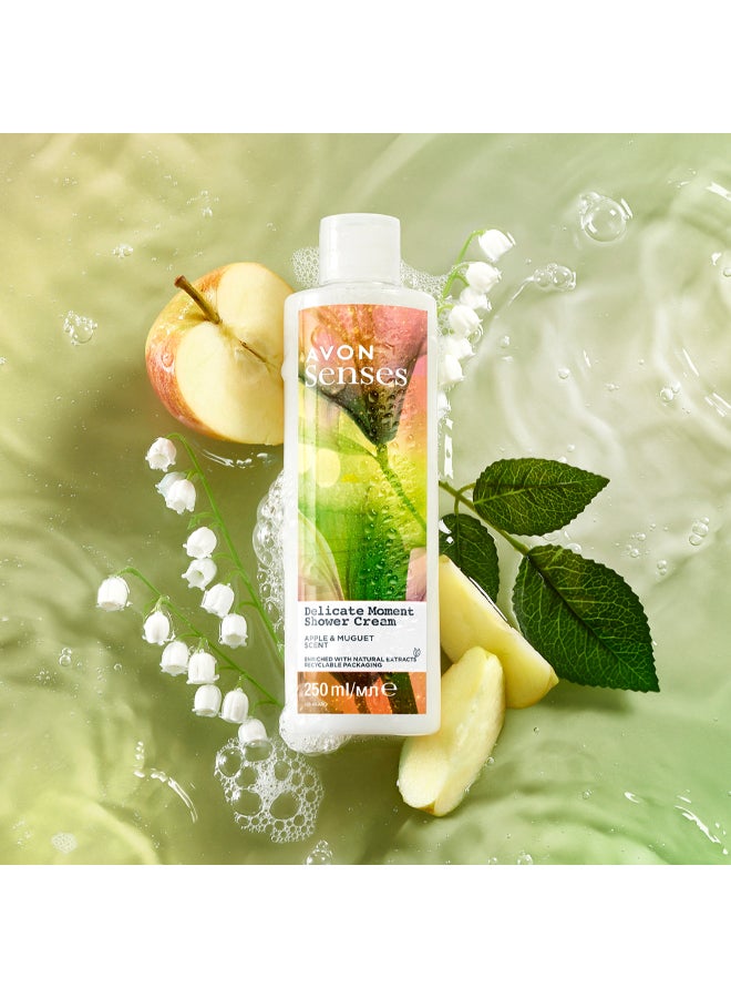AVON Delicate Moment Apple And Muguet Shower Cream - 500Ml 500ml - Image 2