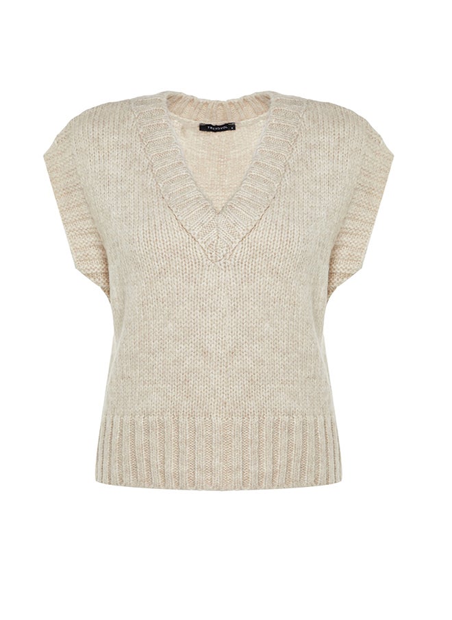 Beige Crop Soft Textured Color Block Knitwear Sweater TWOAW23SV00149