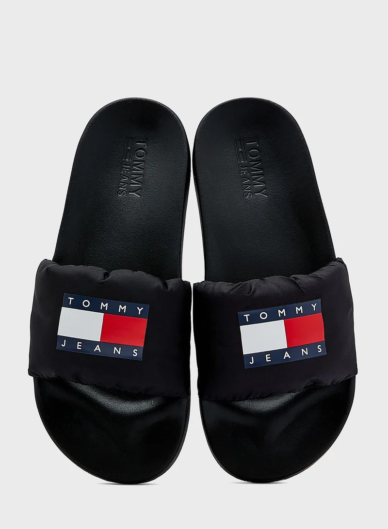 TOMMY JEANS Logo Slides