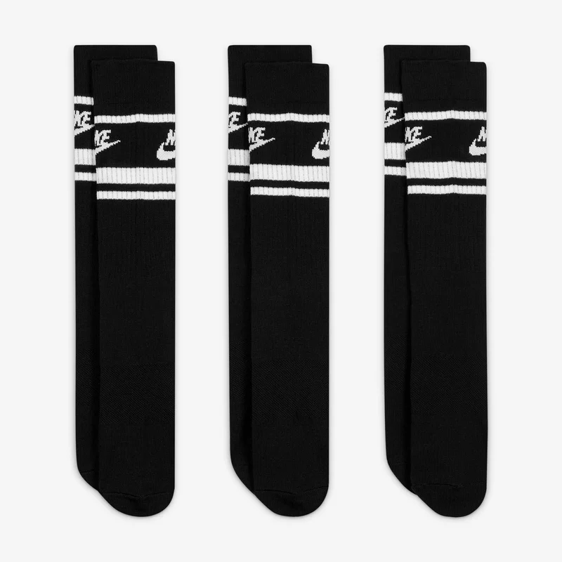 Nike Sportswear Everyday Essential Socks