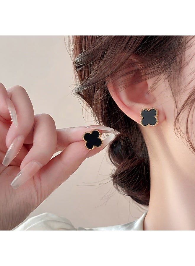 أقراط الحمراء السوداء - أقراط فاخرة على شكل زهرة البرسيم ذات الأربع أوراق للنساء - مطلية بالذهب على طراز الحمراء مع تطعيم من العقيق الأسود - مجوهرات كلاسيكية أنيقة - Image 1