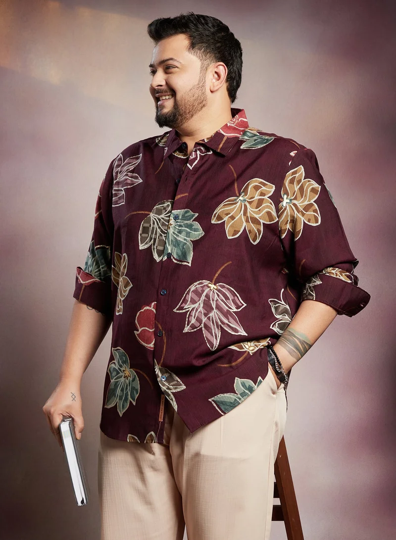 انستافاب بلس قميص رجالي مطبوع باللون العنابي مقاس بلس للملابس الكاجوال بياقة عريضة وأكمام طويلة بأزرار