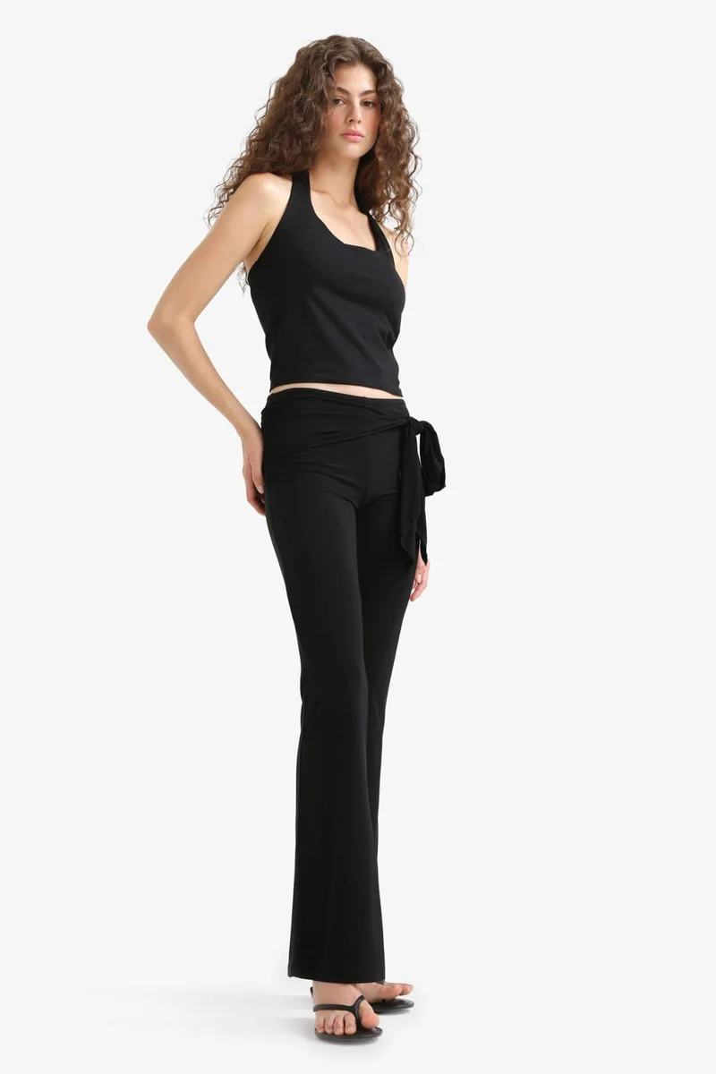 ديفاكتو Flare Fit Normal Waist Standard Length Trousers
