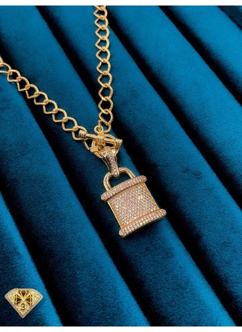 ثري دايموندز - سلسلة مطلية بالذهب بدلاية على شكل قفل مرصعة بالكامل - 3Diamonds - Image 1