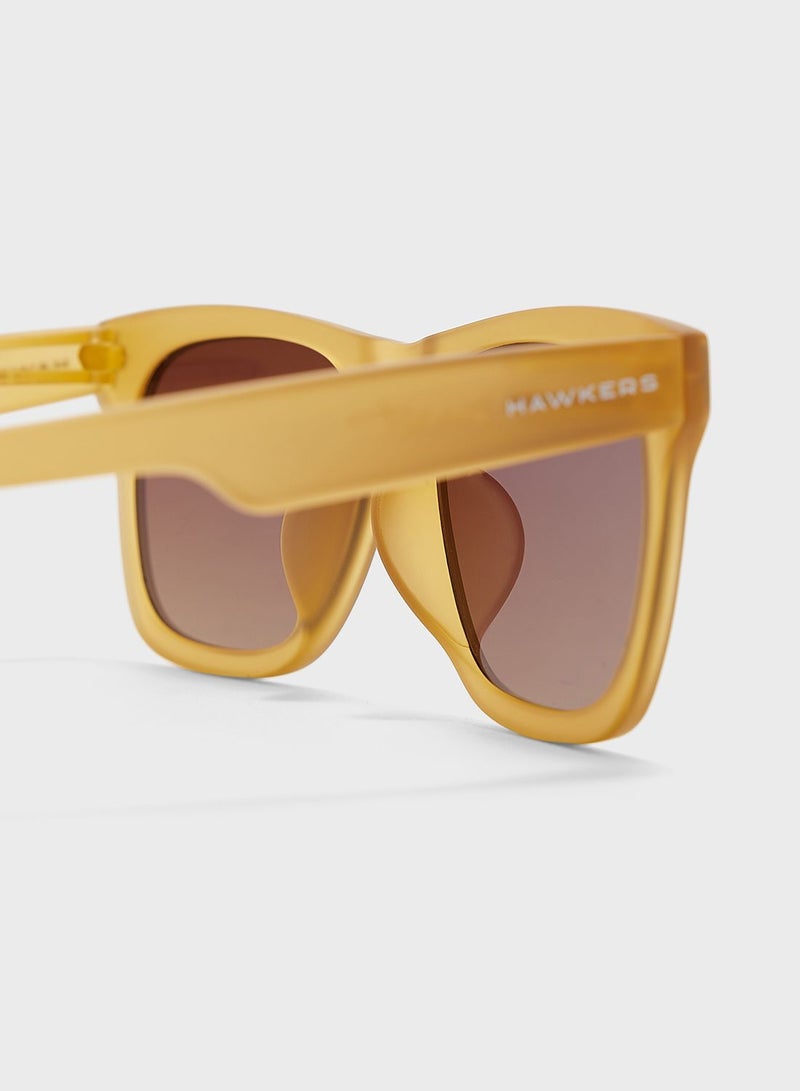 هوكرز نظارة شمسية بتصميم خماسي - Image 3