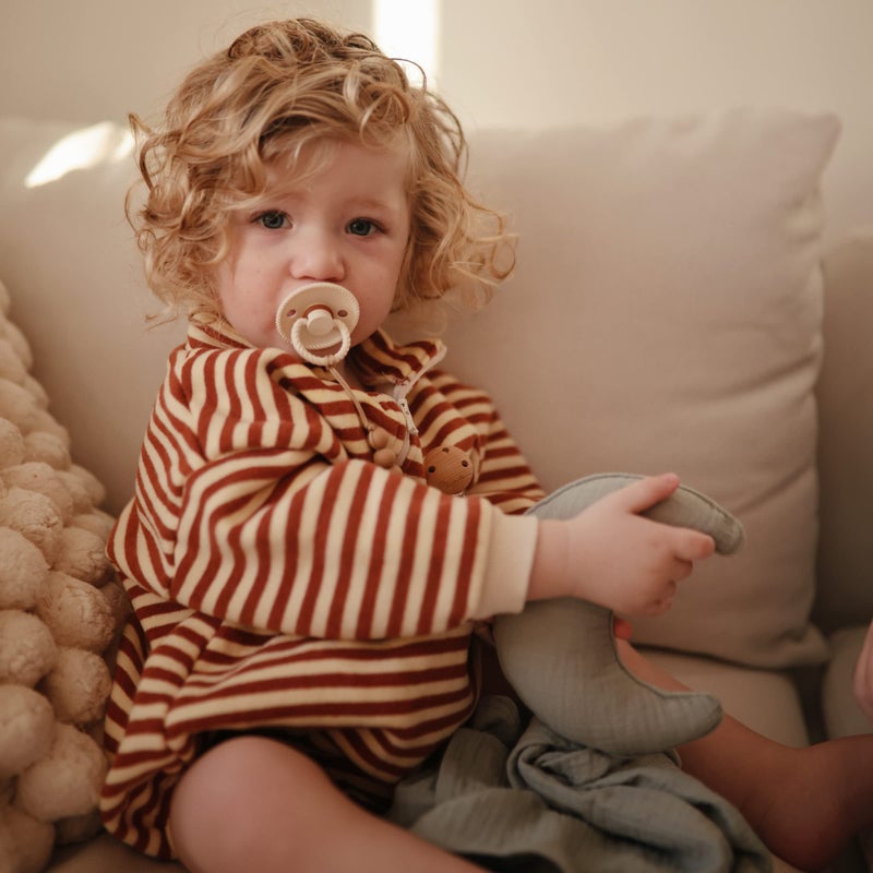 mushie Frigg Rope SilkySoft Silicone Baby Pacifier | Made in Denmark | BPA-Free (Blush/Cream, 6-18 Months) - Image 5