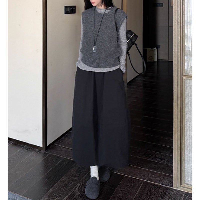 Women's Retro Casual High-Waist Black Solid Long Tulip Skirt 2026 Elastic Waist - Image 4