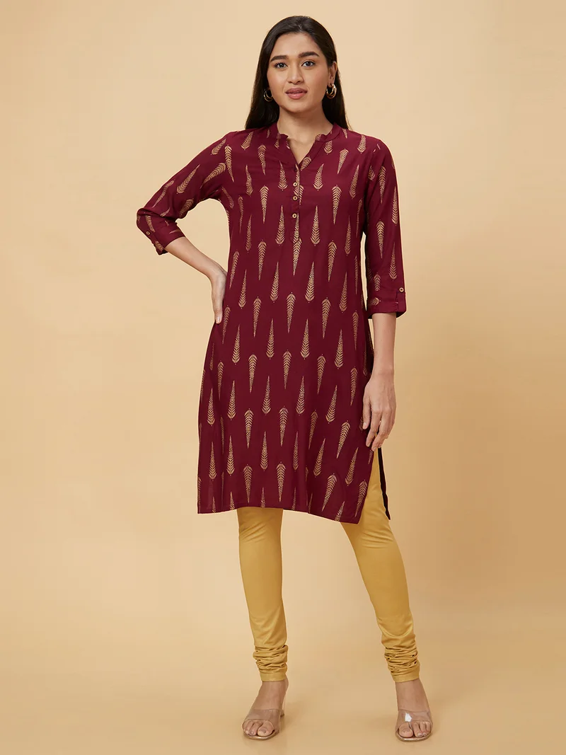 globus Women Maroon Ethnic Motifs Printed Mandarin Collar Roll-Up Sleeves Straight Kurta