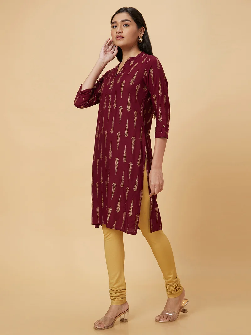 globus Globus Women Maroon Ethnic Motifs Printed Mandarin Collar Roll-Up Sleeves Straight Kurta