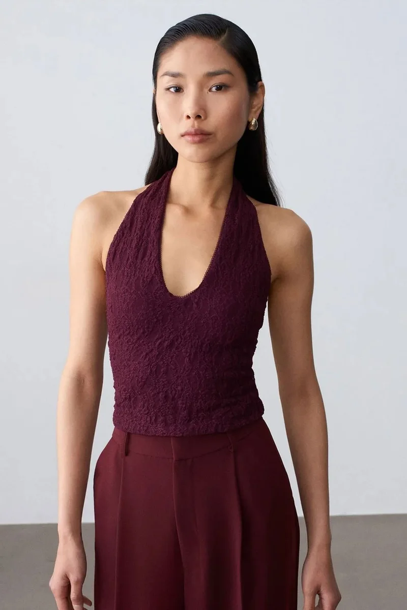 DILVIN Women’s Lace Halterneck Crop Blouse