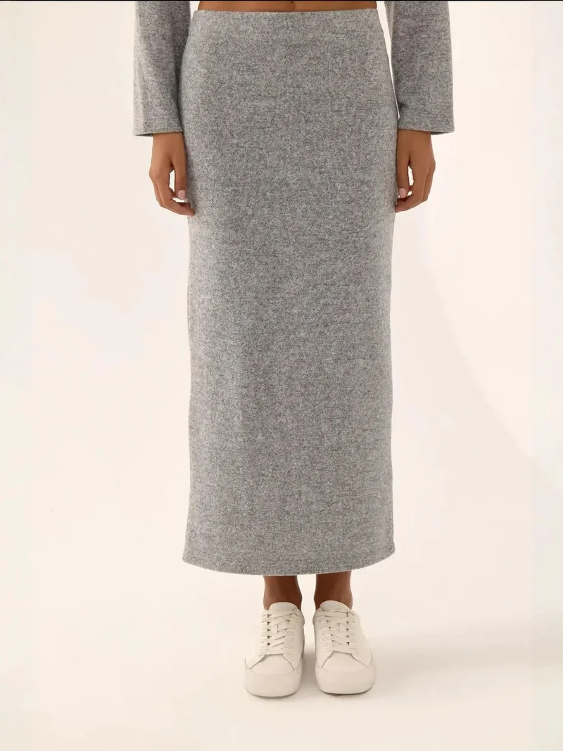 زوبعة تنورة ماكسي ضيقة محبوكة بخصر منخفض