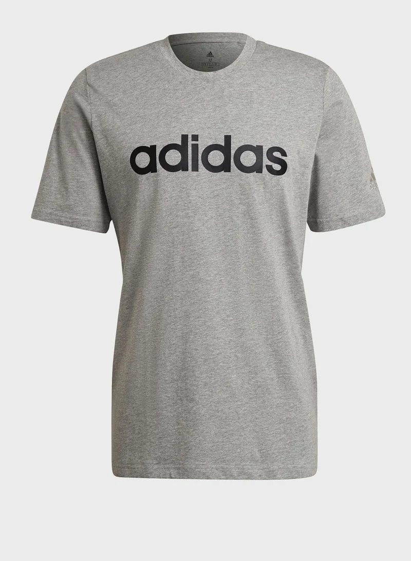 adidas تيشيرت بشعار الماركة