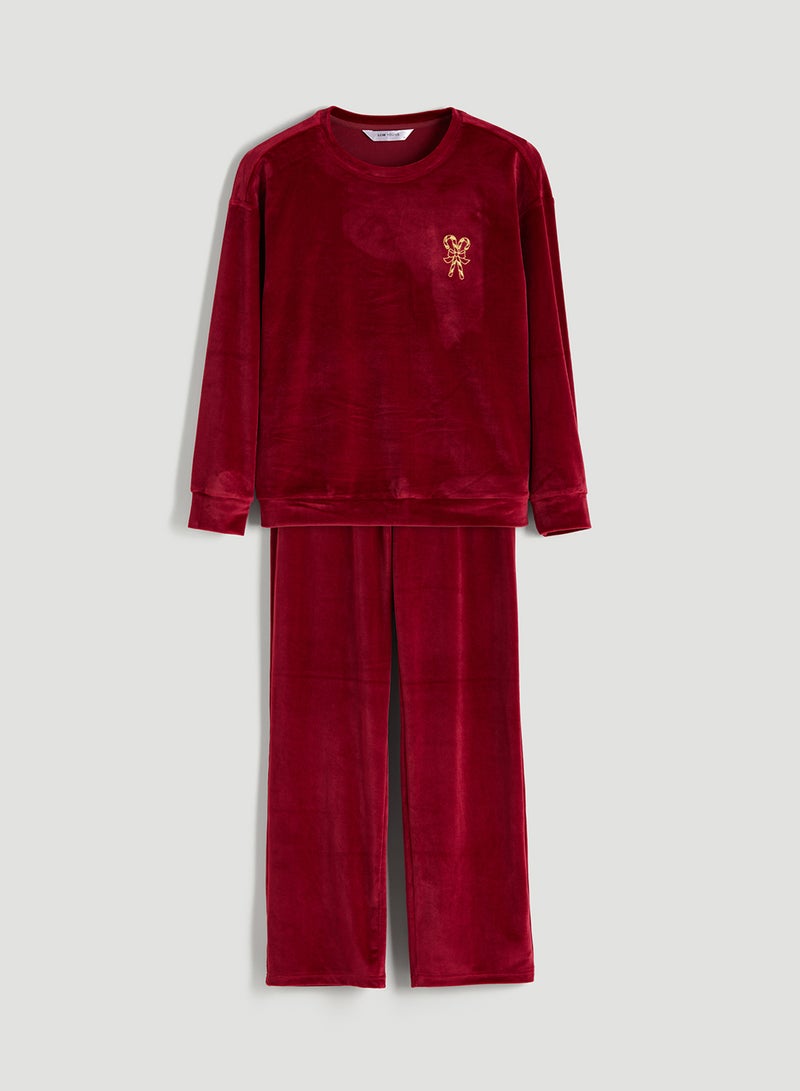 LC WAIKIKI Crew Neck Embroidered Women's Velvet Pyjama Set - Image 5