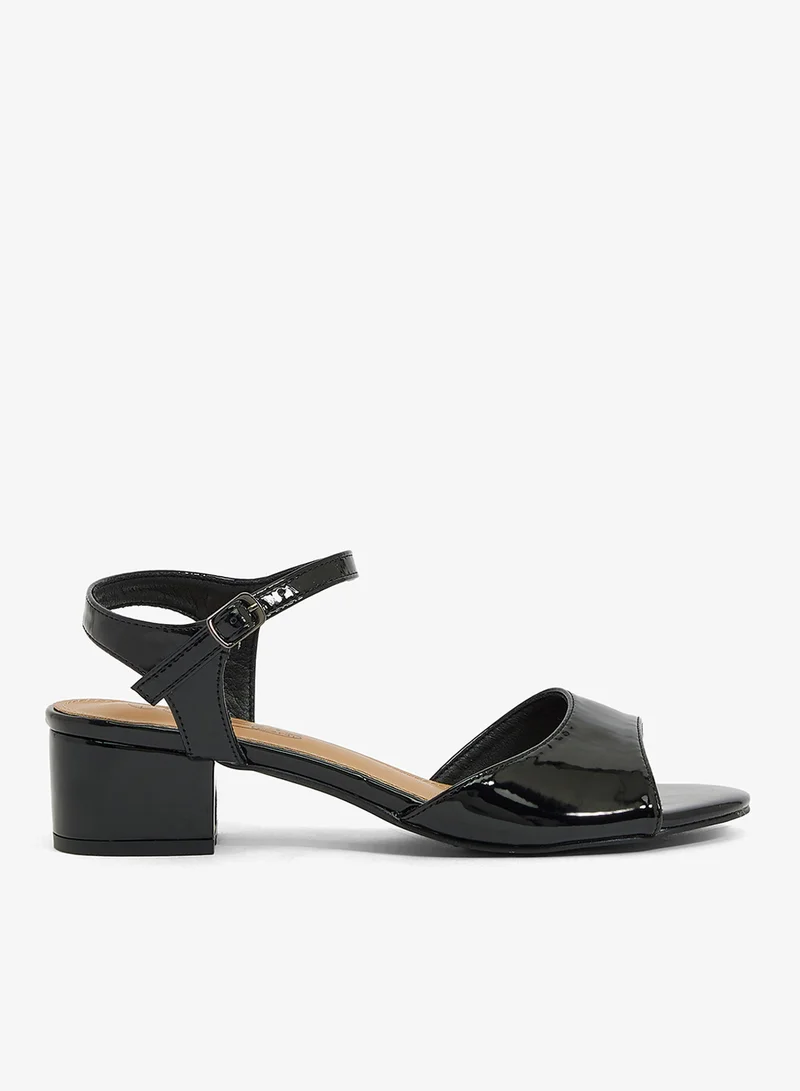 Low Heeled Sandal
