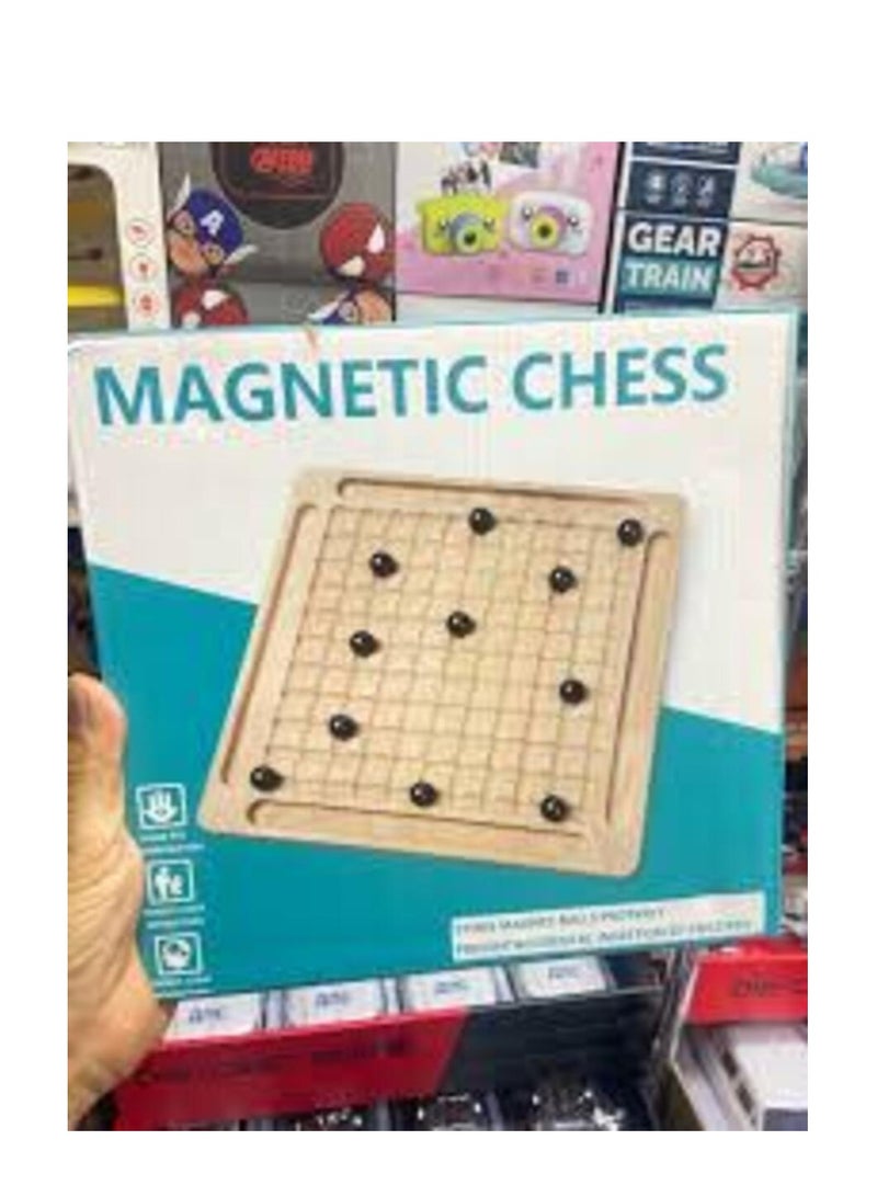 لعبة شطرنج خشبية مغناطيسية مع احجار العاب لوحية عائلية للاطفال والكبار اصدار جديد مطلي بالورنيش - Image 2