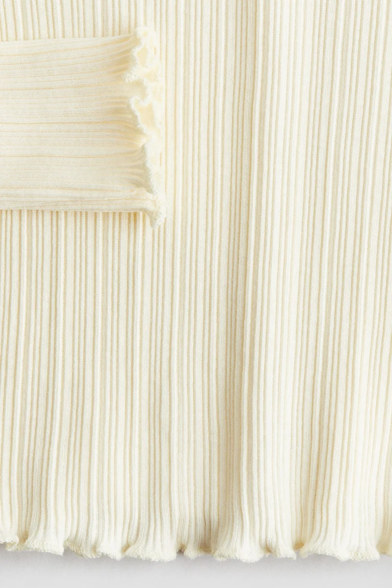 H&M Overlock-detail ribbed top