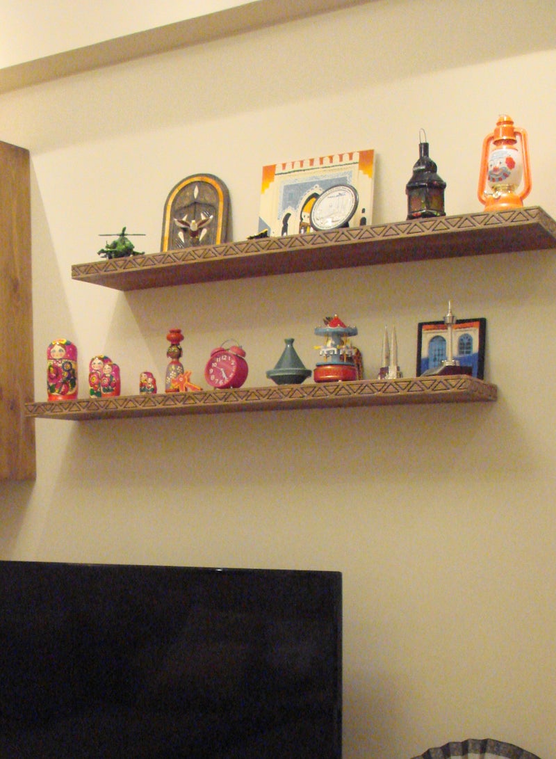 2 floating shelves with pattern  - Image 1
