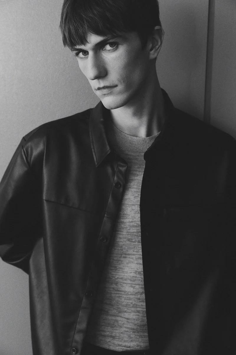 H&M Regular Fit Coated shirt