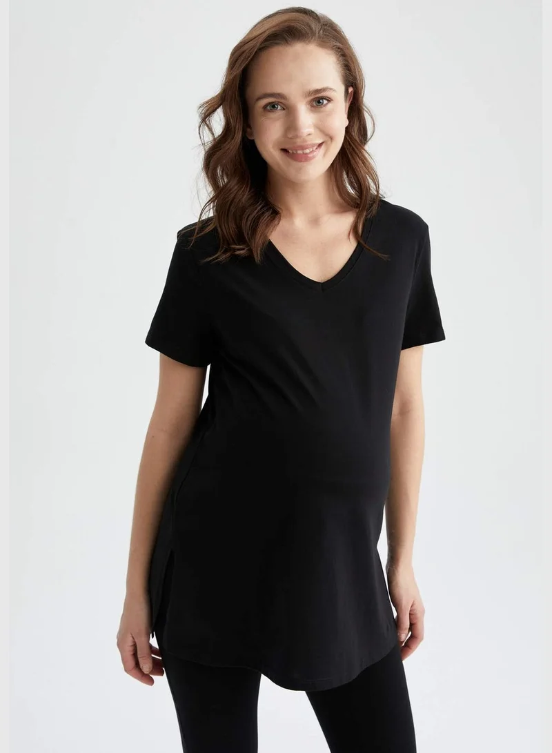 ديفاكتو Short Sleeve Long Maternity T-Shirt