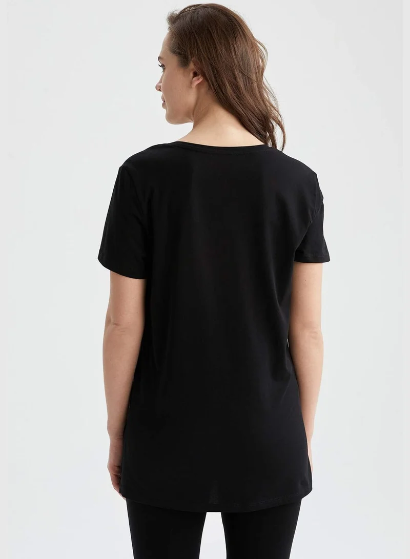 ديفاكتو Short Sleeve Long Maternity T-Shirt
