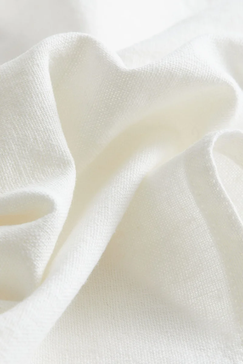 اتش اند ام مناديل مائدة من مزيج الكتان - عبوة من 4 قطع