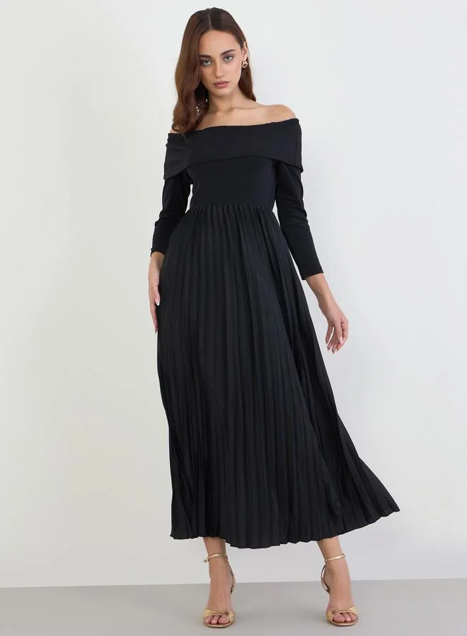 Styli black Black Off Shoulder Pleated Evening Maxi Dress for Women | Best Price UAE
