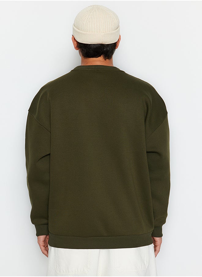 trendyol - Limited Edition Khaki Oversize/Wide Cut Zipper Pocket Inside Fleece Sweatshirt TMNAW24SW00007 - Image 1