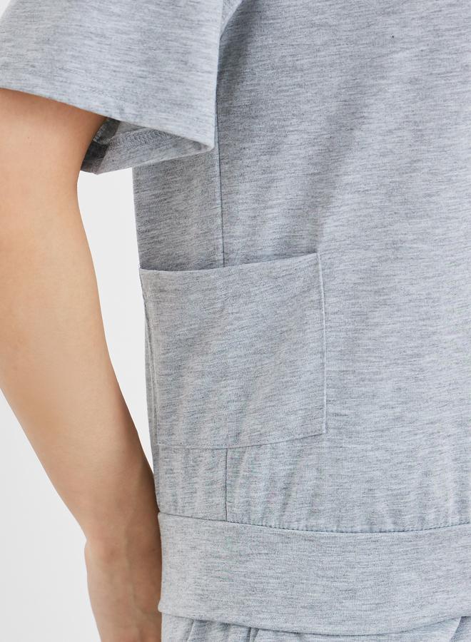 تايك تو طقم منسق من بنطال وتيشيرت سادة - Image 3