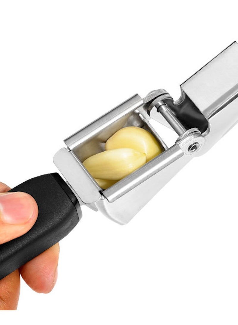 OXO NEW Good Grips Garlic Press - Image 3