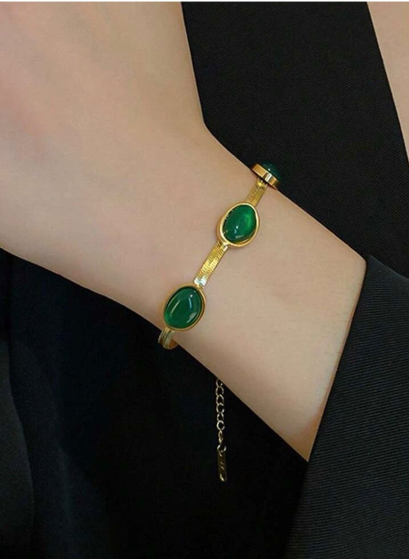 NEW STYLE - Luxury & Elegant 18k Gold Plated Necklace & Bracelet Jewelry Set For Women Inlaid With Green Jade Stone - Image 1