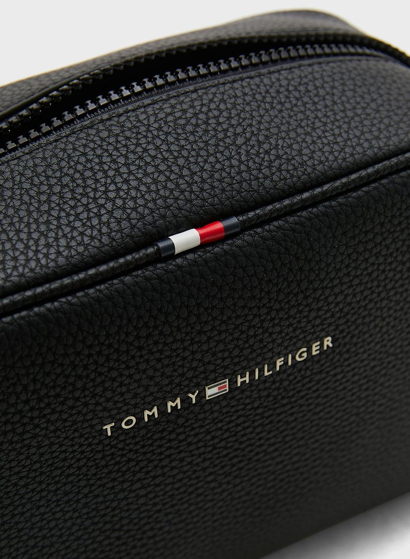 TOMMY HILFIGER Essential Toiletry Bag - Image 4