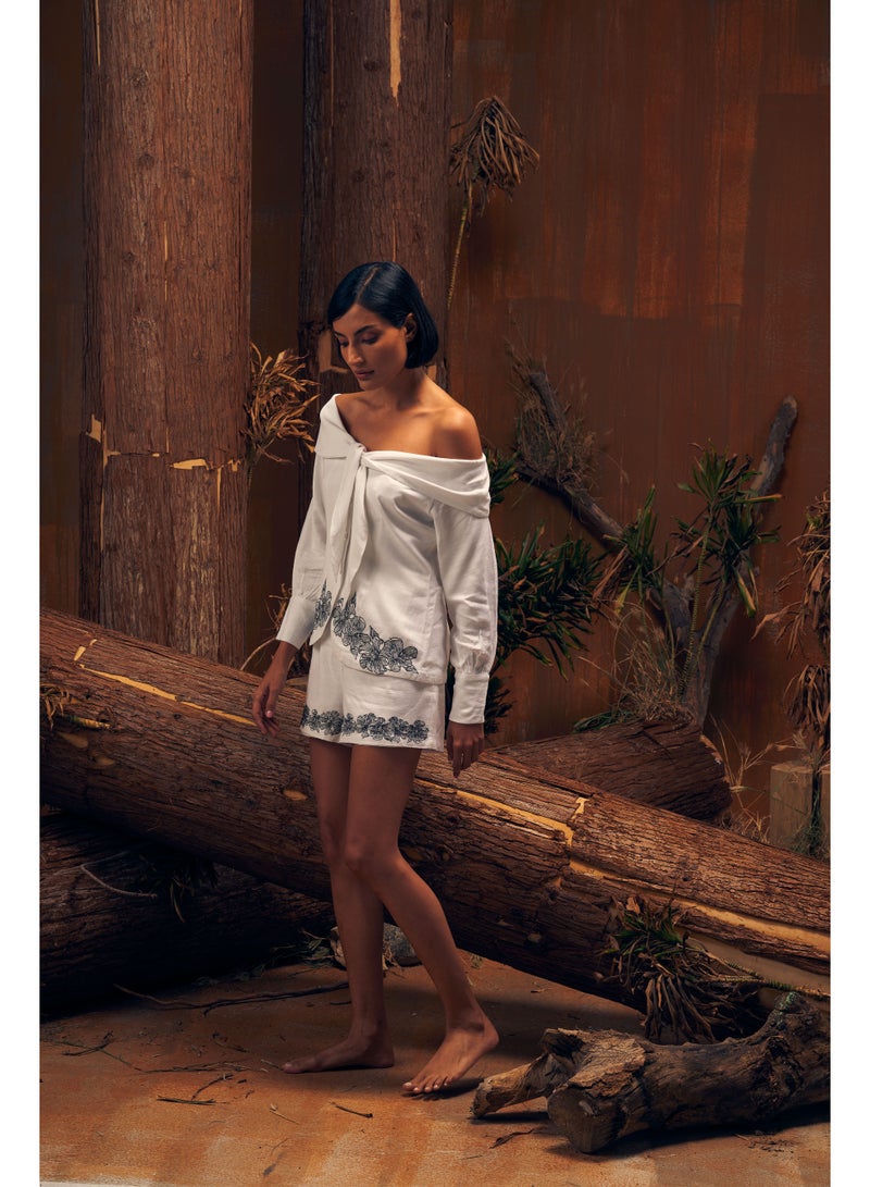 Ashita Fernandes Ashita Fernandes Ariana Top for women – Off-Shoulder, Long Sleeves, Embroidered Garden Silhouette, Relaxed Fit with Uneven Hem, 100% Linen, Wrinkle-Resistant & Sustainable, White Floral Design  - Image 5